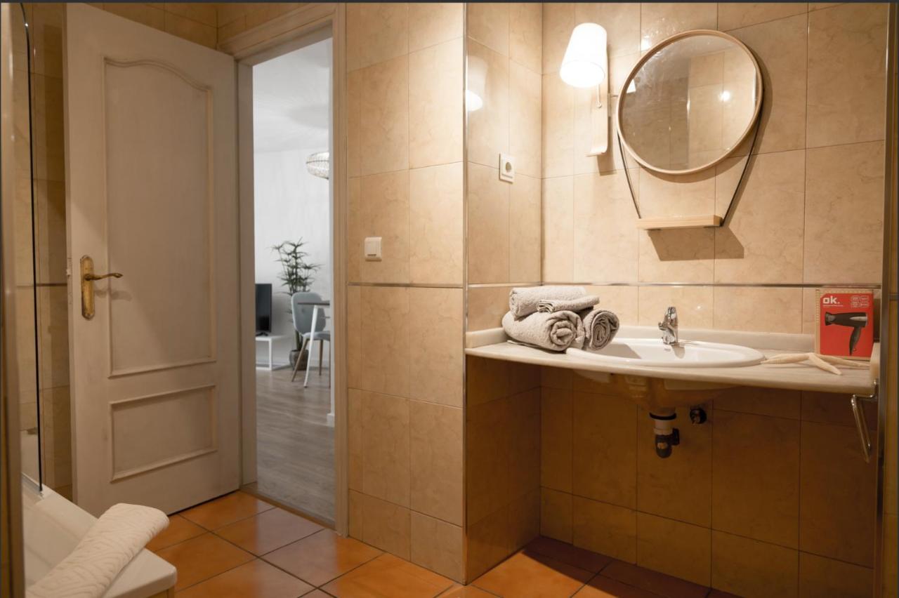 Merced10 3E Malaga Ngoại thất bức ảnh